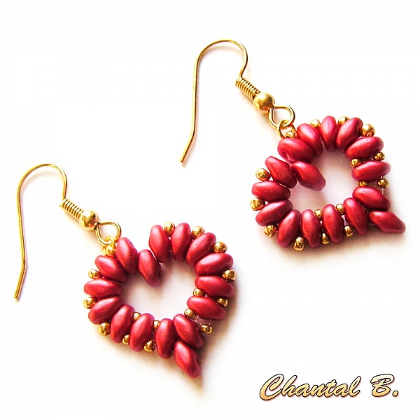 Valentinsdag bryllup &oslash;redobber perle hjerte og gullbelagt kveld