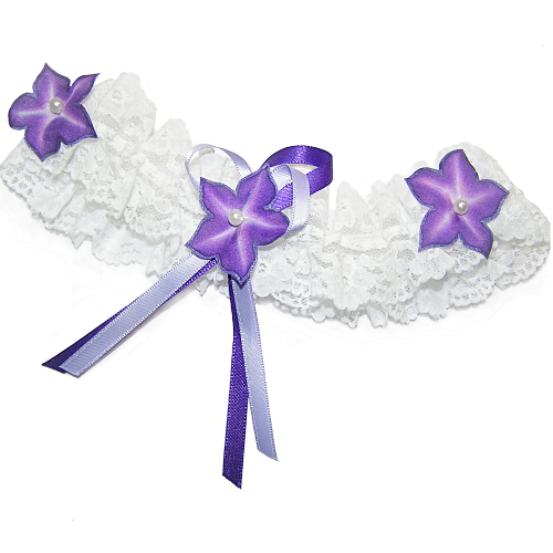 vielsesring pute elfenben blomster og parma silke chiffon