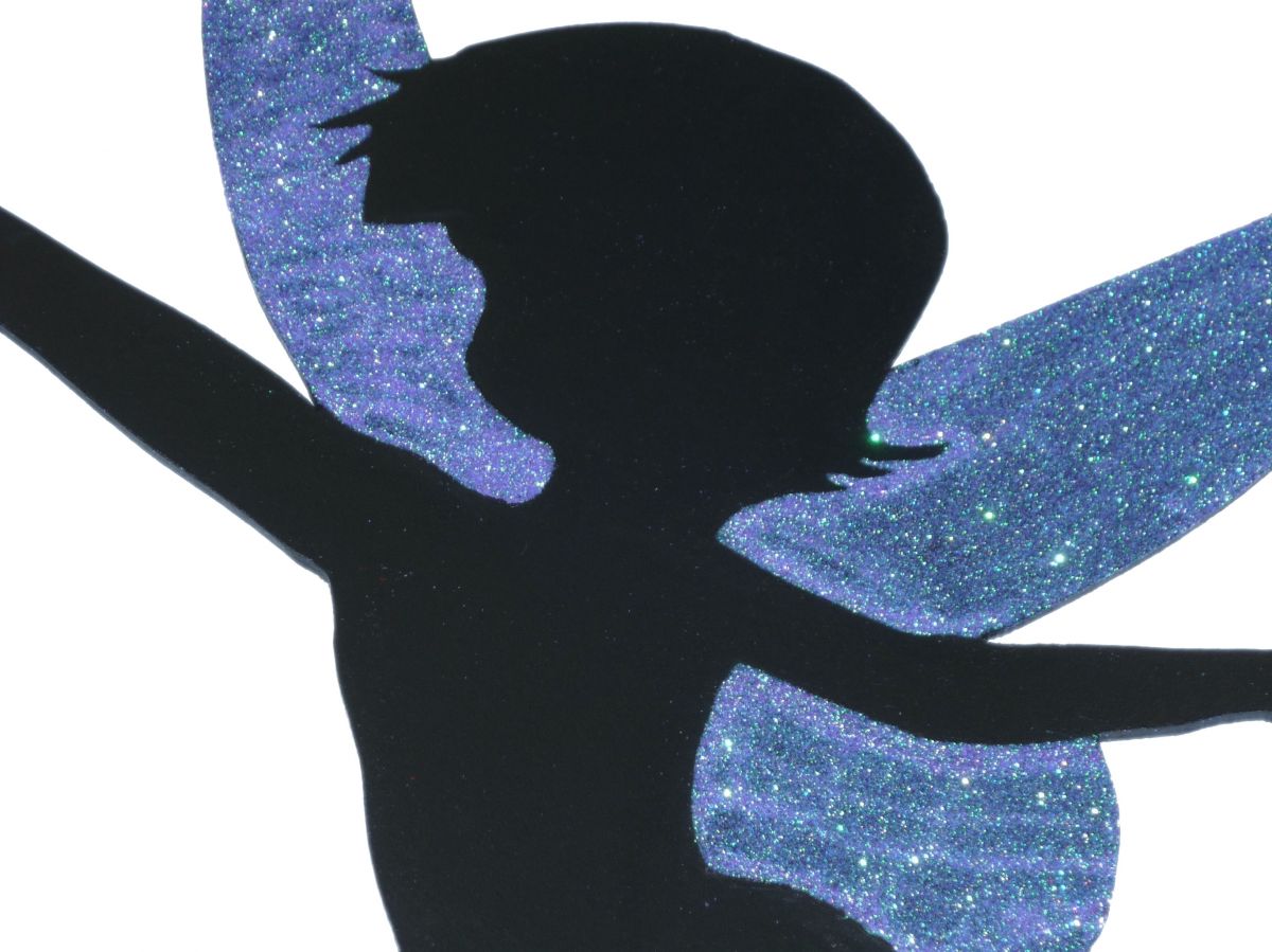 Trevegg eller dørskilt modell: dansende fe 60x38 Cm Holografisk glitter lilla grønt