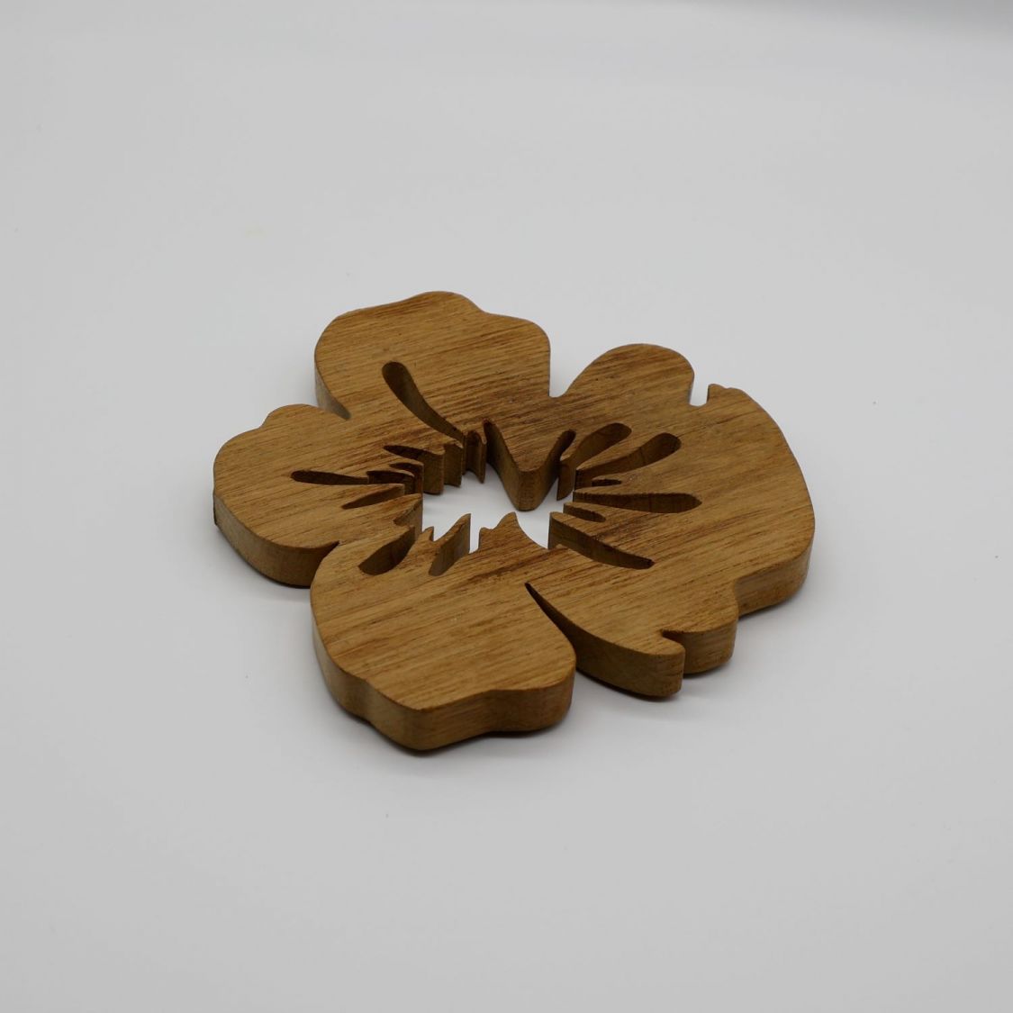 Fleur de pensée bordskåner i massiv eik, 15 mm tykk.