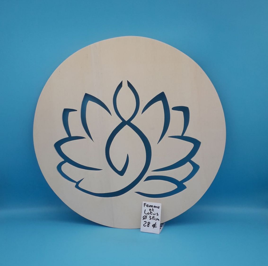 Sittende kvinne i lotus (liten størrelse)