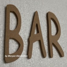 Dekorativ trebokstav BAR