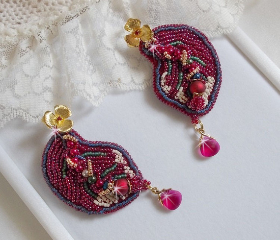 BO Enchantement d'Automne brodert med Swarovski-krystaller, perler og frøperler