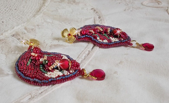 BO Enchantement d'Automne brodert med Swarovski-krystaller, perler og frøperler