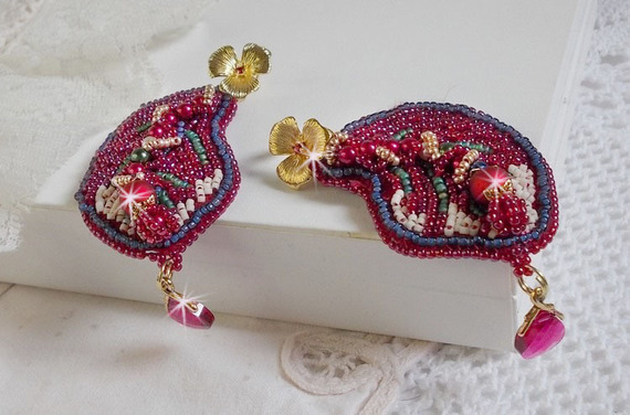 BO Enchantement d'Automne brodert med Swarovski-krystaller, perler og frøperler