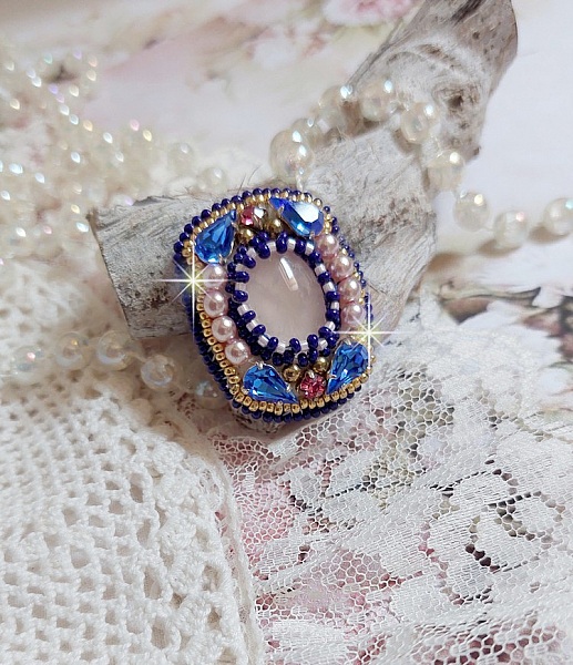 Amazon Gabrielle ring brodert med kvarts og Swarovski-krystaller
