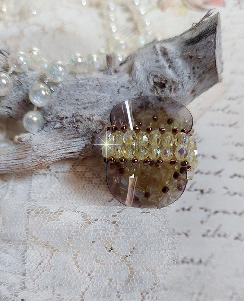 Aurora-ring med fasetter og snurretopper i Swarovski-krystall