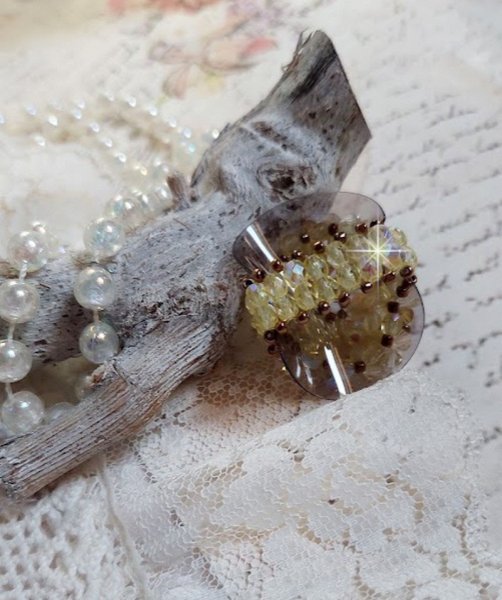 Aurora-ring med fasetter og snurretopper i Swarovski-krystall