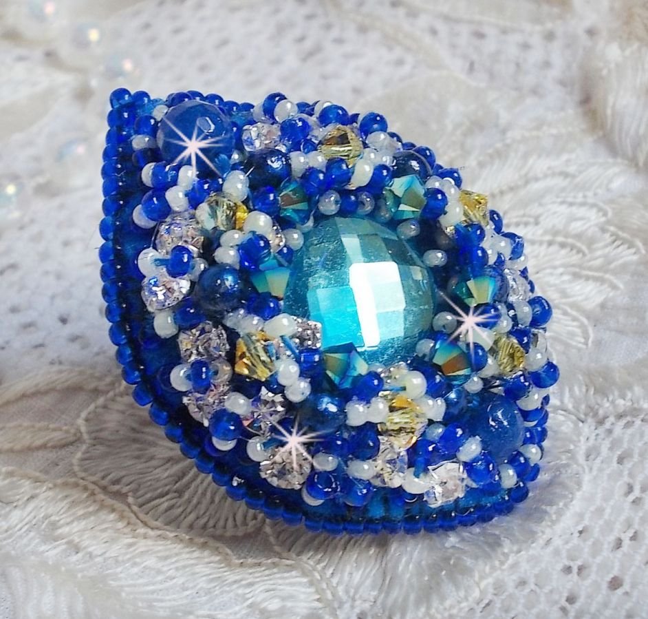 Blue Palace-ring, et autentisk design med blå frøperler og Swarovski-krystaller.