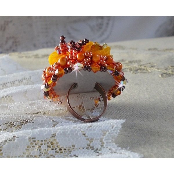 Les Rêves d'Acapulco-ring brodert med Swarovski-krystaller, Miyuki seed perler, glass og perler i en Chic Boho Ethnic-stil