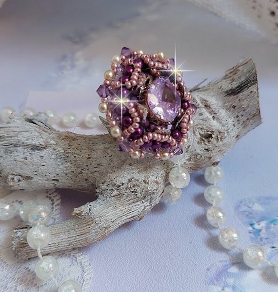 Kinesisk Purple Stone-ring brodert med Swarovski-krystaller og frø perler
