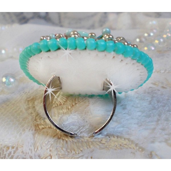 Blue Flowers Haute-Couture-ring brodert med en harpiksrose og Swarovski-krystaller 