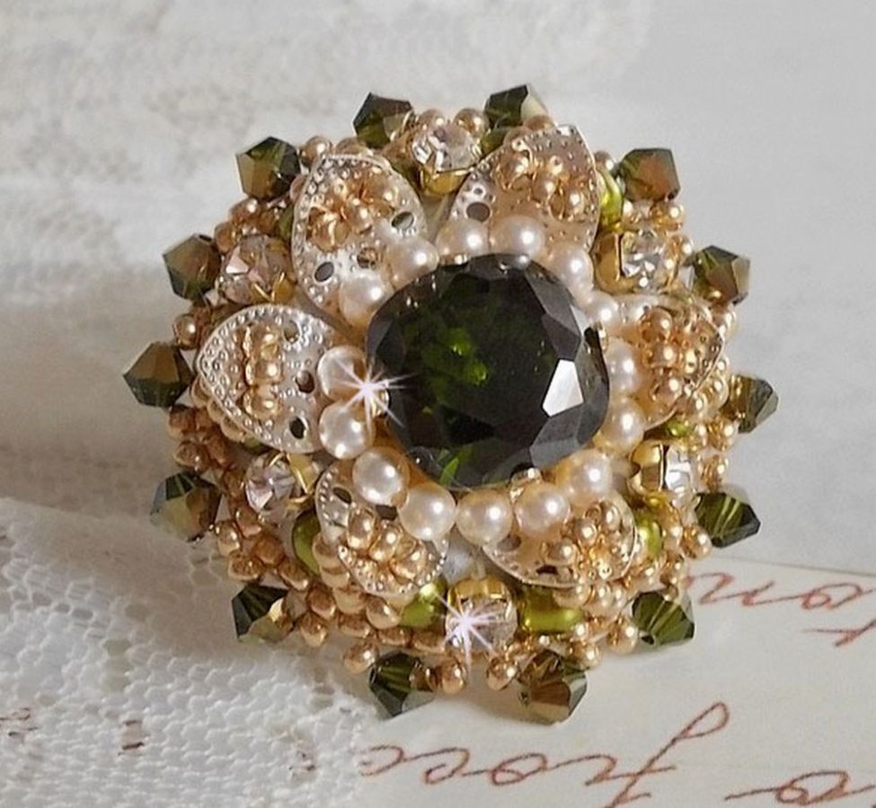Ring L'Oiseau des Iles Green Silver brodert med perler, Swarovski-krystaller og frøperler