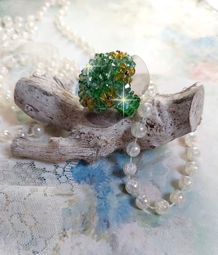 Tender Green Ring med Swarovski Crystal Facets og Spinners