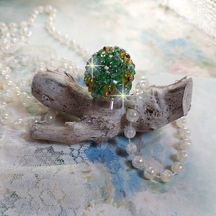 Tender Green Ring med Swarovski Crystal Facets og Spinners