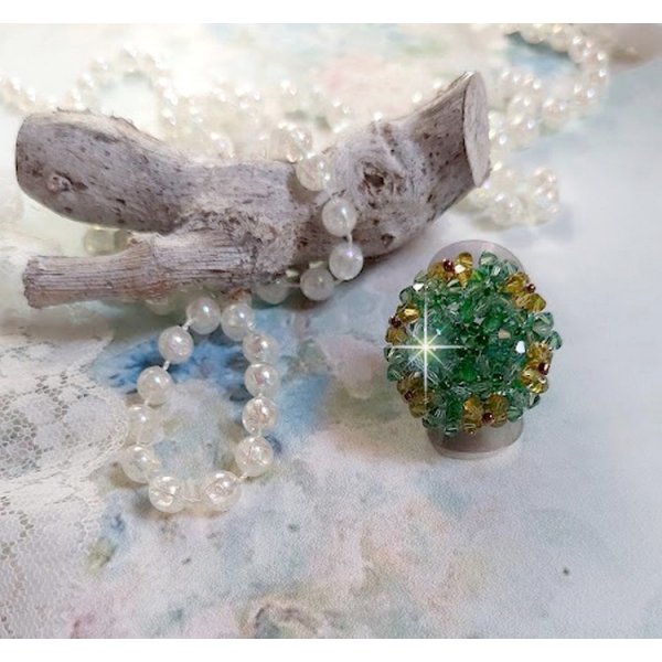 Tender Green Ring med Swarovski Crystal Facets og Spinners