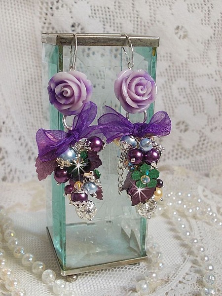 BO Bell'issim Violet et ivoire  avec des beaux Cristaux et perles semi-pr&eacute;cieuses