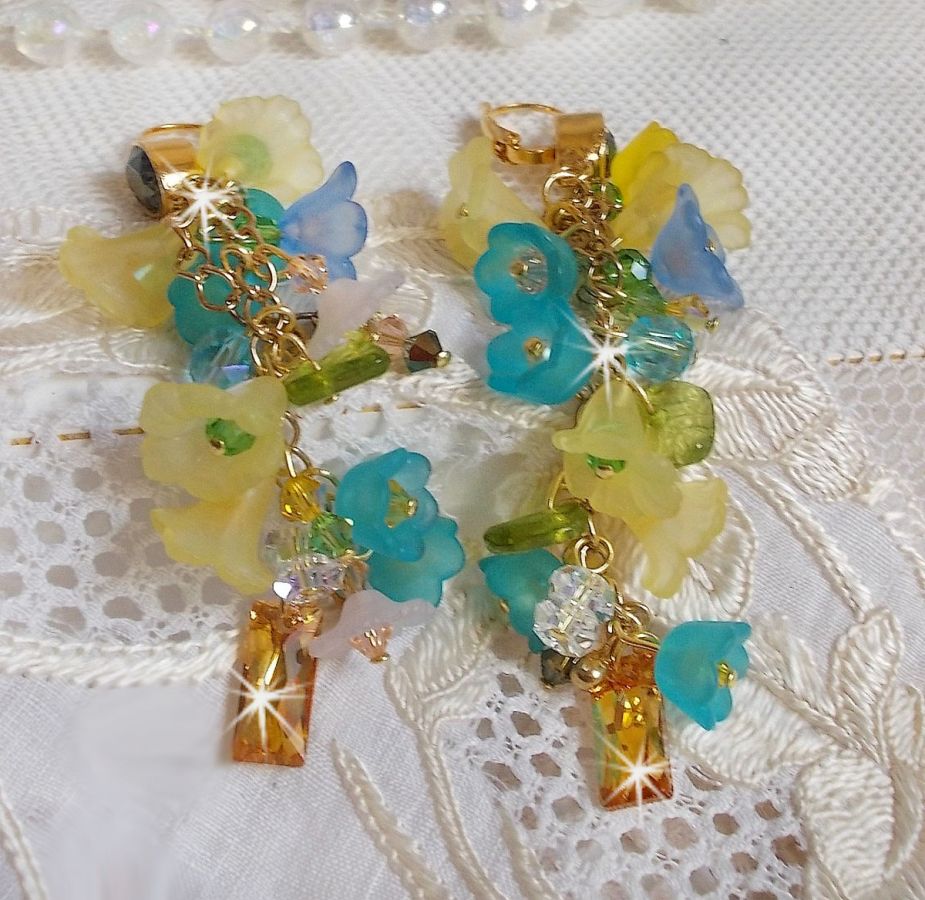BO Bella Yellow montert med Swarovski-krystaller, frostede blomster og perler 