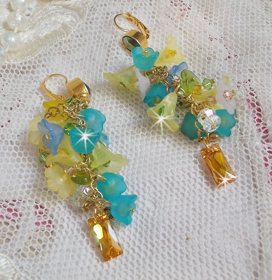 BO Bella Yellow montert med Swarovski-krystaller, frostede blomster og perler 