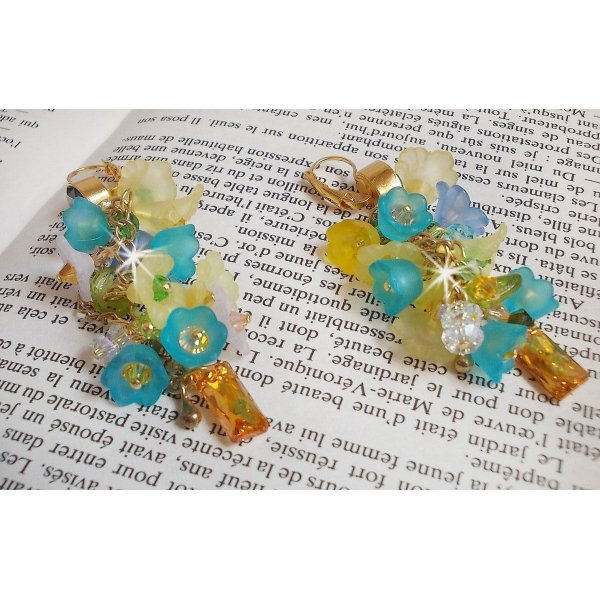 BO Bella Yellow montert med Swarovski-krystaller, frostede blomster og perler 