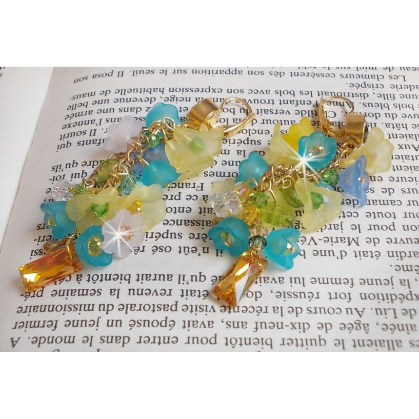 BO Bella Yellow montert med Swarovski-krystaller, frostede blomster og perler 
