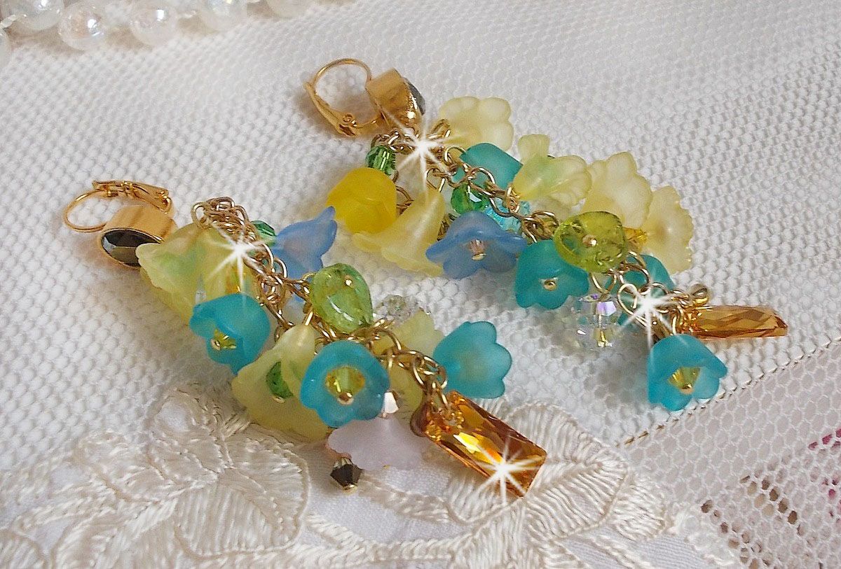 BO Bella Yellow montert med Swarovski-krystaller, frostede blomster og perler 