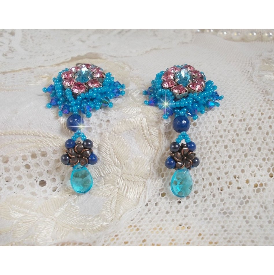 BO Belle Epoque brodert med Swarovski-krystaller, metallperler, runde perler og frøperler