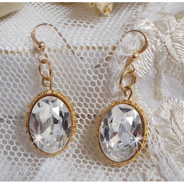 BO Gull &Oslash;redobber med Swarovski-krystaller innfattet i gull cabochoner med 14 karat gullfylte &oslash;rekroker