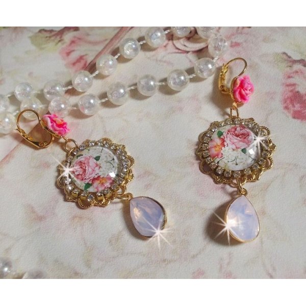 BO Bouquet Valentine laget med rose bukett glass cabochons, harpiks cabochons og Swarovski-krystaller 