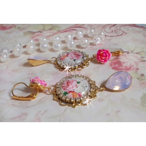 BO Bouquet Valentine laget med rose bukett glass cabochons, harpiks cabochons og Swarovski-krystaller 