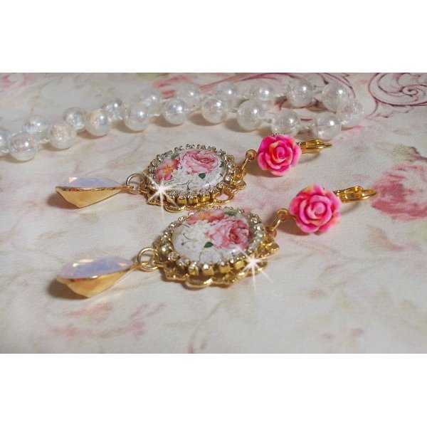 BO Bouquet Valentine laget med rose bukett glass cabochons, harpiks cabochons og Swarovski-krystaller 