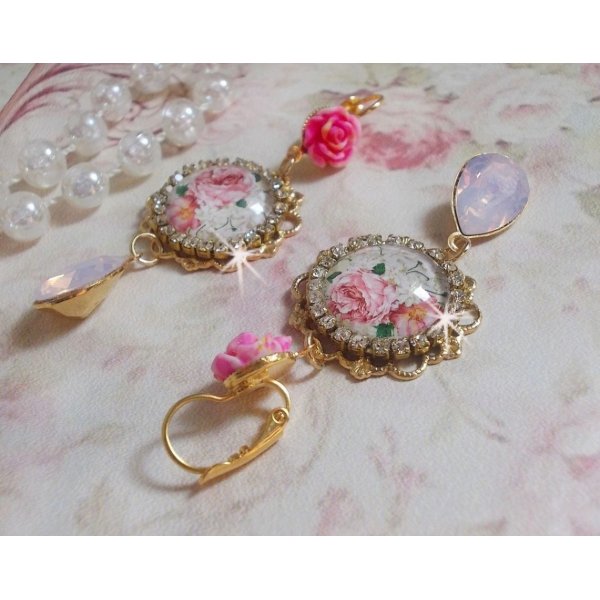 BO Bouquet Valentine laget med rose bukett glass cabochons, harpiks cabochons og Swarovski-krystaller 