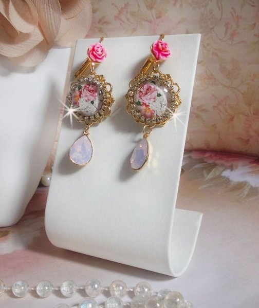 BO Bouquet Valentine laget med rose bukett glass cabochons, harpiks cabochons og Swarovski-krystaller 