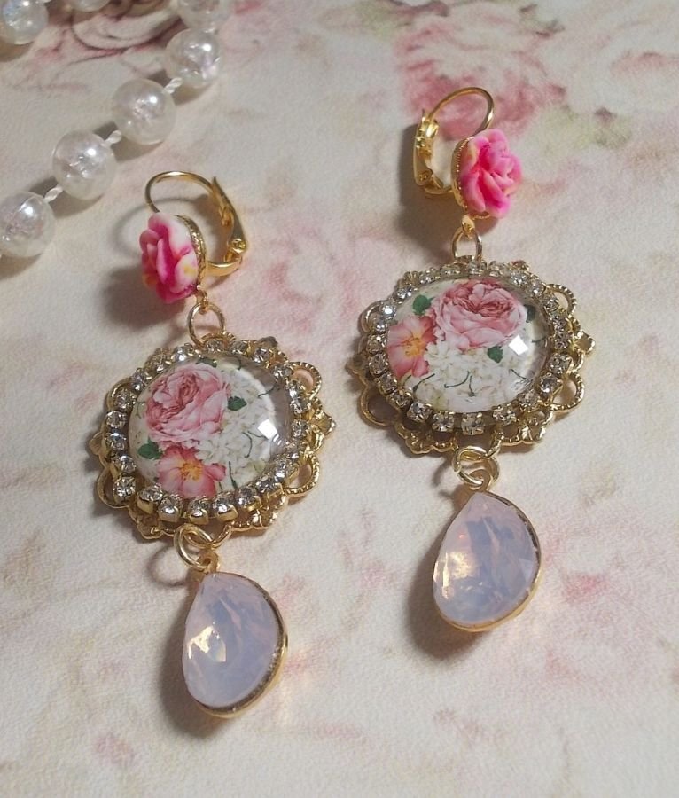 BO Bouquet Valentine laget med rose bukett glass cabochons, harpiks cabochons og Swarovski-krystaller 