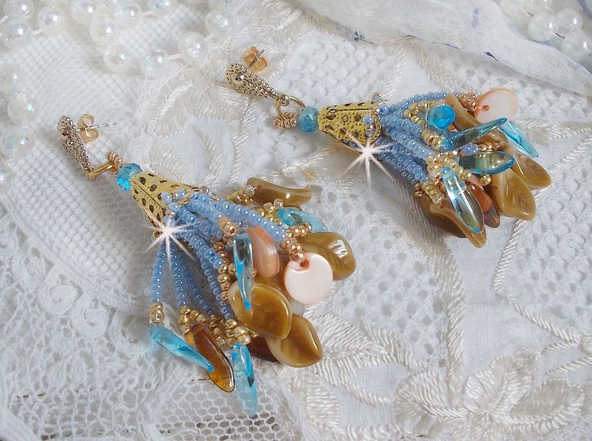 BO Cheyenne med perlemor paljetter og bohemske glassdolker