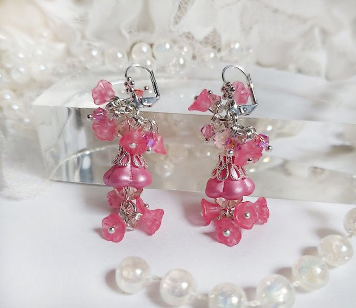 BO C&oelig;ur de Quartz cr&eacute;&eacute;es avec fleurs et perles, dormeuses laitons, perles Cristal Swarovski