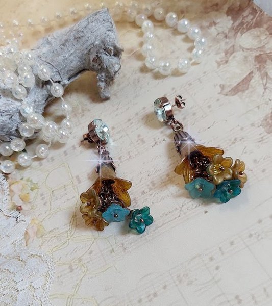  BO C&eacute;zanne cr&eacute;&eacute;es aves fleurs synth&eacute;tiques et perles Cristal Swarovsky