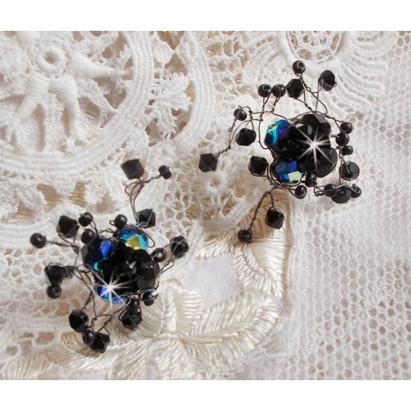 BO Douce Nuit med Swarovski krystall snurretopper og glassfasetter