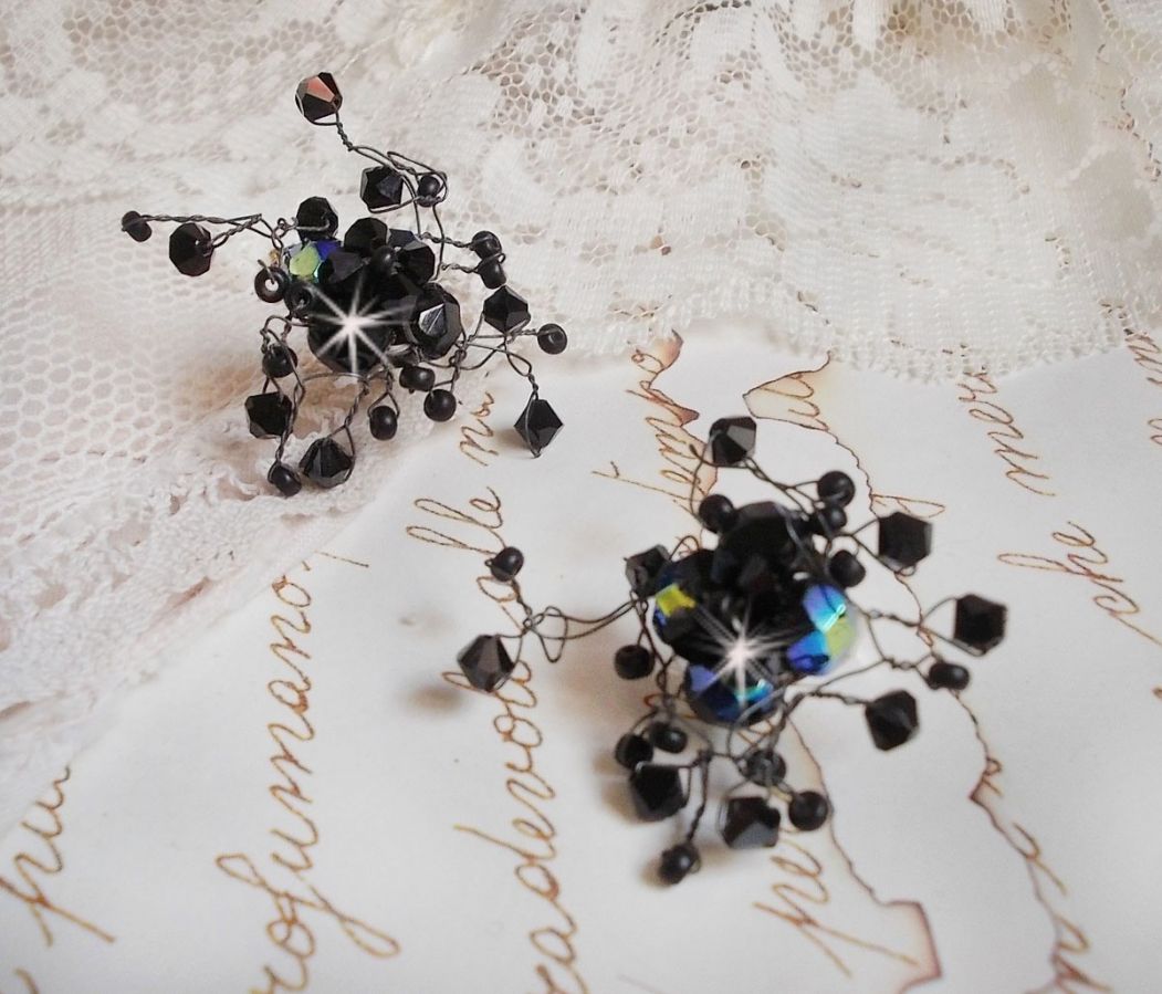 BO Douce Nuit med Swarovski krystall snurretopper og glassfasetter