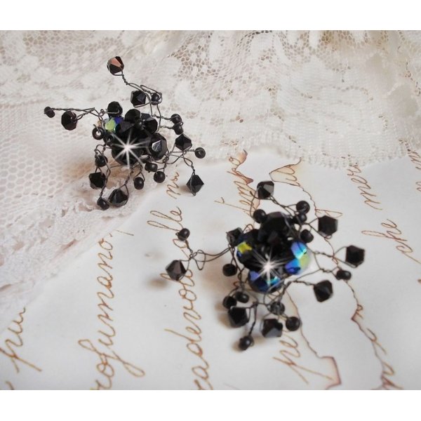 BO Douce Nuit med Swarovski krystall snurretopper og glassfasetter