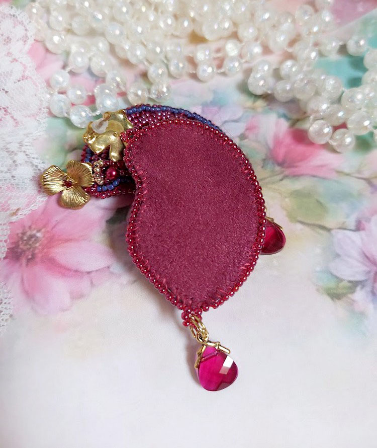BO Enchantement d'Automne brodert med Swarovski-krystaller, perler og frøperler