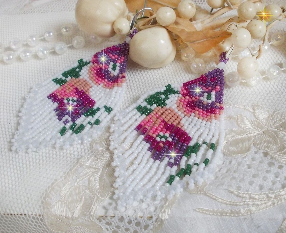 BO Cherry Blossoms laget med Opaque White, Pink i forskjellige nyanser, Green med Toupies