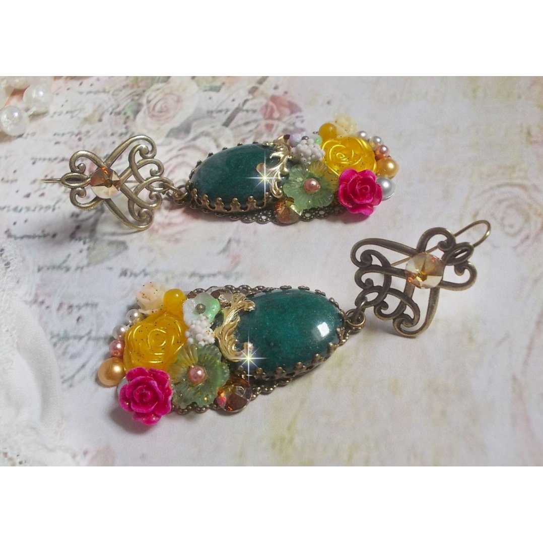 BO Jadeblomster laget med ovale malaysiske jadekabochoner, Swarovski-krystaller, harpiksperler, glassblomster med kvalitetstilbehør 