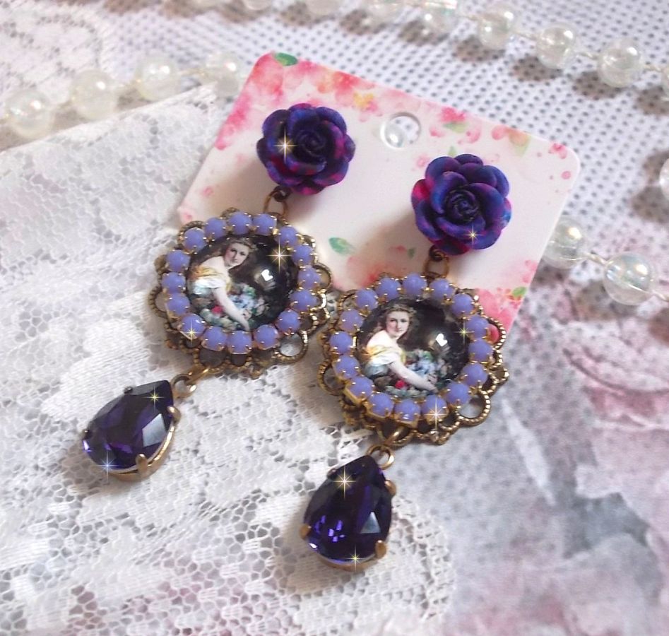BO La Lavendière skapt med forstørrelsesglass cabochons, PureCrystal krystaller, harpiks cabochons, gullbelagt og bronsefarget messing tilbehør