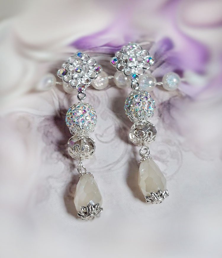 BO Lumi&egrave;re P&eacute;tillante cr&eacute;&eacute;es avec perles strass, gouttes, rondes aplaties verre et perles Crystal Swarovski