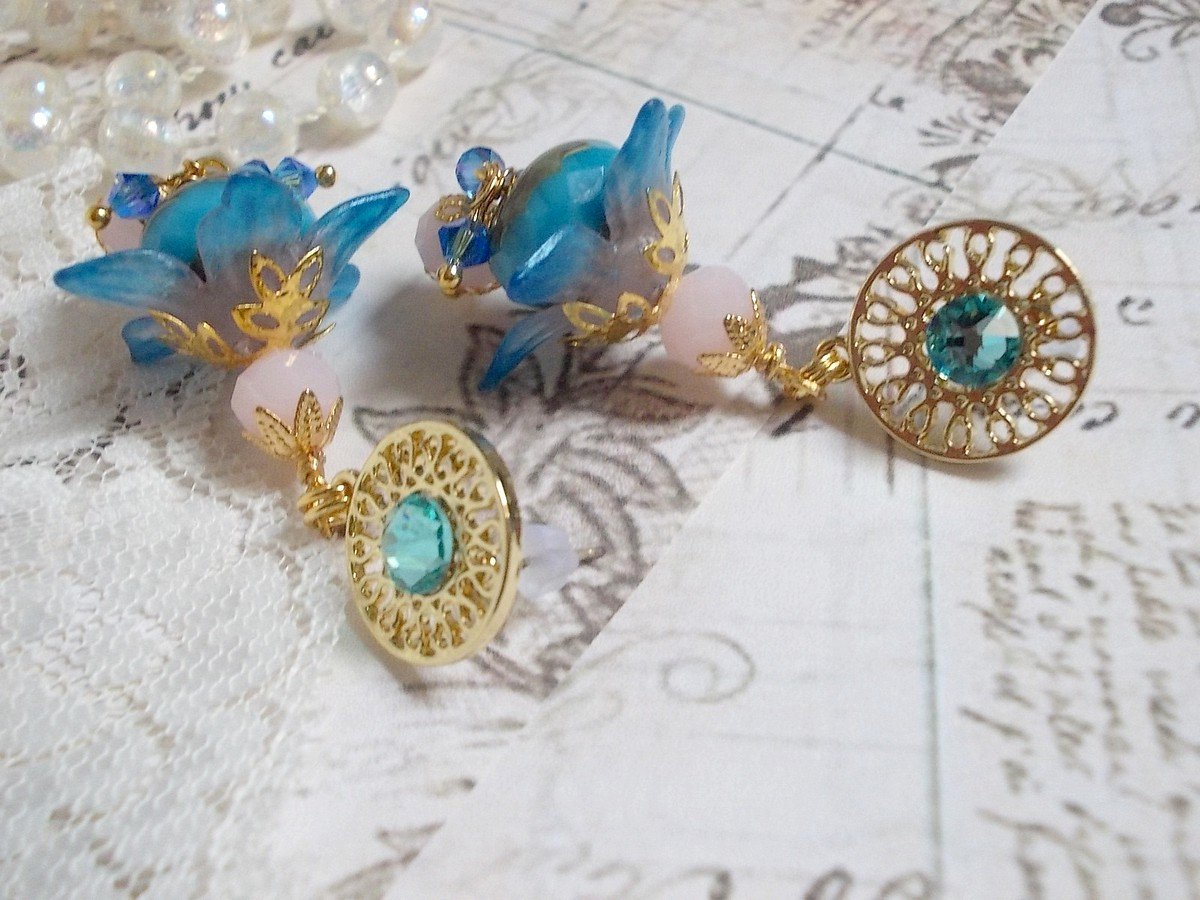BO Saphir Scintillant montées avec perles potirons verre de bohème, fleurs Frosted et Cristaux Swarovski