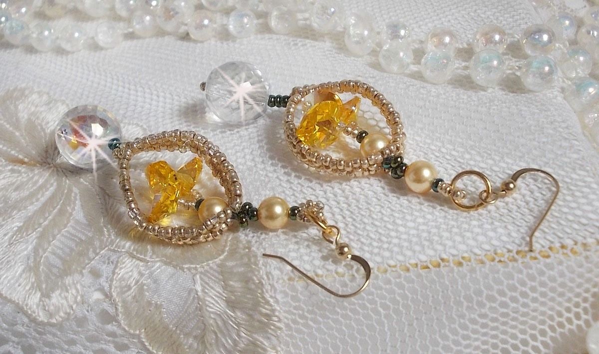 BO Bo'Soleil montert med Swarovski krystallhjerter, gullperleperler og 14 karat gullfylte ørekroker