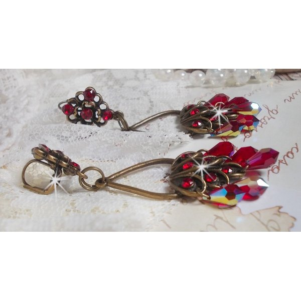 BO Irresistible Ruby Collection montert på lysestaker med Swarovskikrystaller.