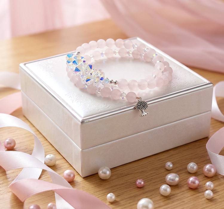 Bracelet Carrousel en Quartz cr&eacute;&eacute; avec pierres de gemme : le Quartz, breloque arbre de vie et perles Cristal Swarovski