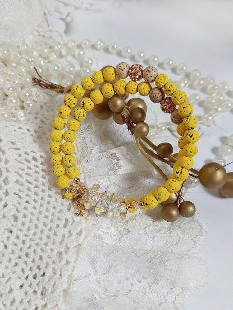 Bracelet Couronne Jaune Soleil monté avec pierres de lave, perles cristal Swarovski, sequin Argent 925 et breloque